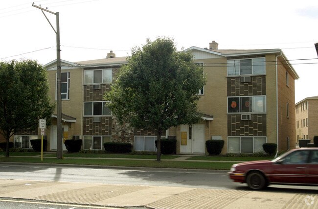 Primary Photo - 9231-9235 Irving Park Rd