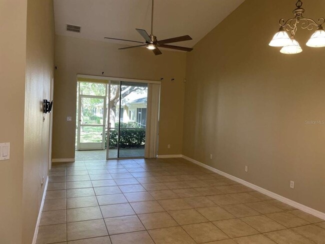 Building Photo - 2672 Rutledge Ct