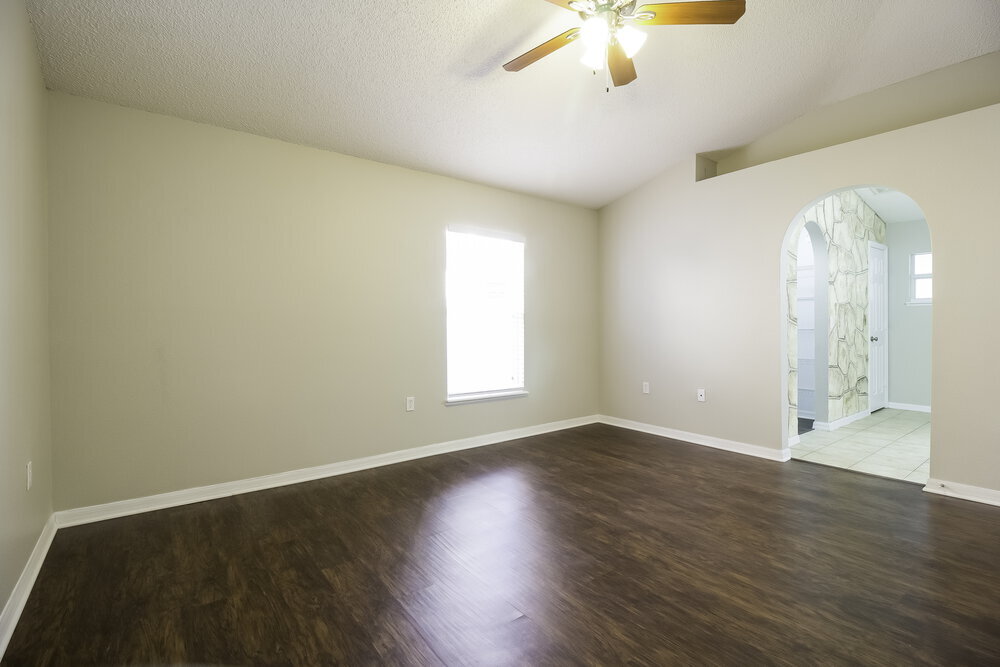 Building Photo - 11821 Pethrick Dr