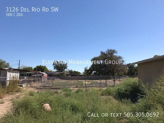 Building Photo - 3 Bedroom in Del Rio Acres/South Valley. L...