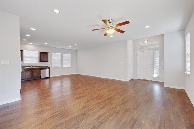 Building Photo - 429 Cinnamon Teal Ln