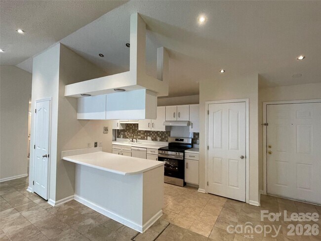 Building Photo - 7368 Rose Terrace Ct