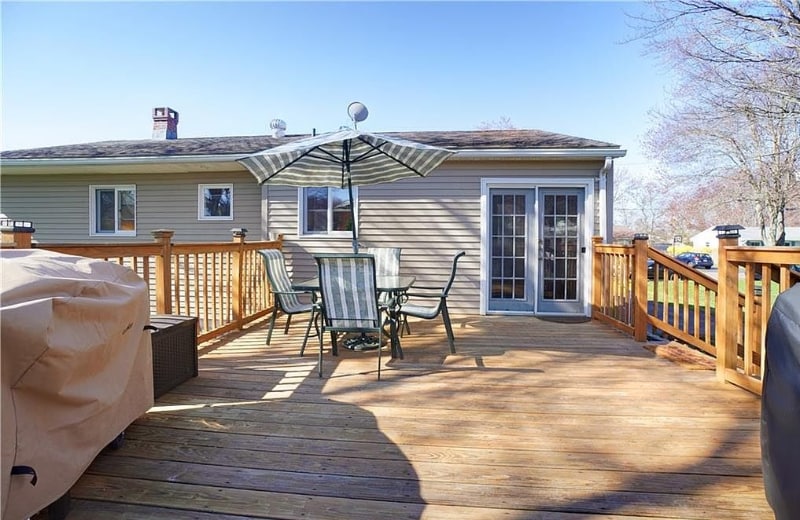 Building Photo - 99 Putney Dr