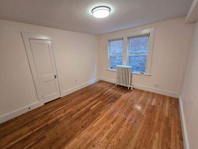 Building Photo - 297-299 Cabot Street