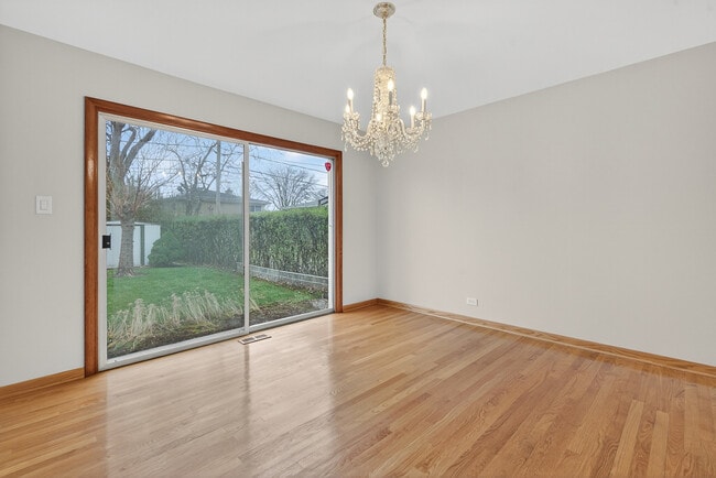 Building Photo - 7245 N Kostner Ave