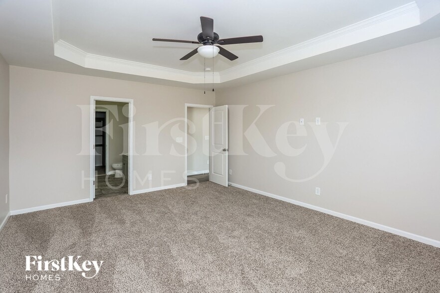 Building Photo - 140 Kingston Drive