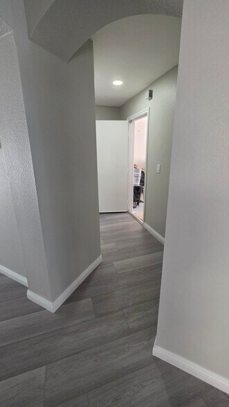 Building Photo - 15838 Fiddleleaf Rd