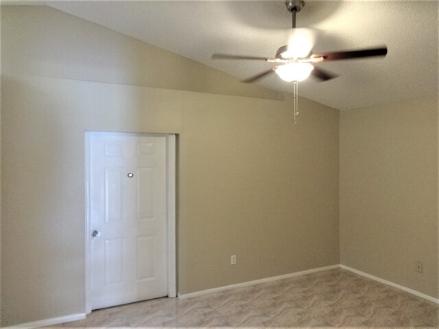 Building Photo - 1431 Londra Ln