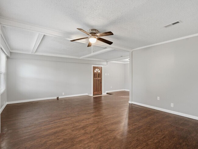 Building Photo - Charming 3BR/1BA Home in Decatur, AL