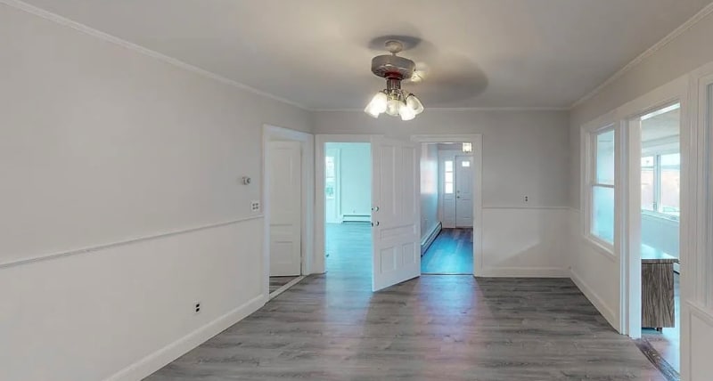 Building Photo - 44 Wallis St