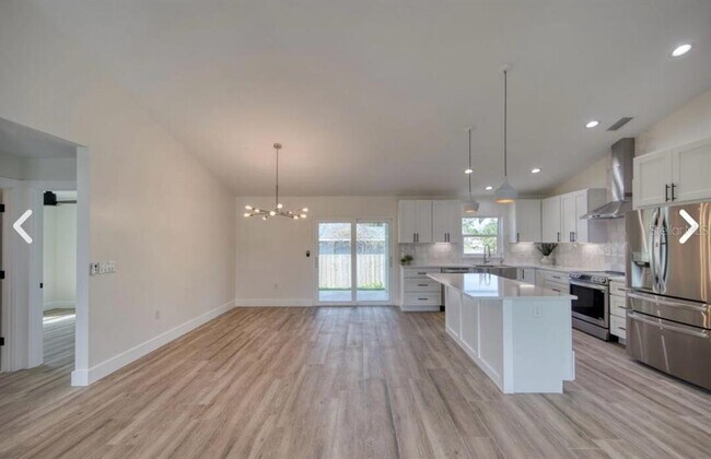 Building Photo - 3866 Sterling Rd