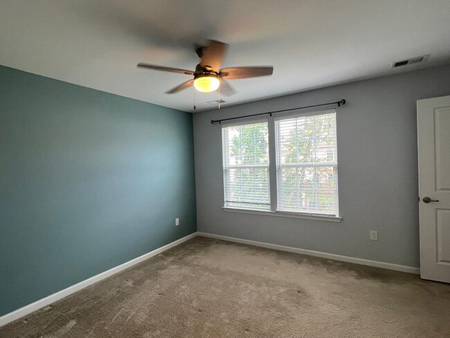 Building Photo - 1805 Rio Grande Dr
