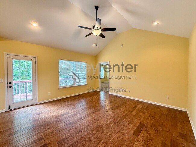 Building Photo - 7356 Tiercel Dr