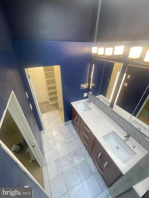 Building Photo - 24 Ginger Ct