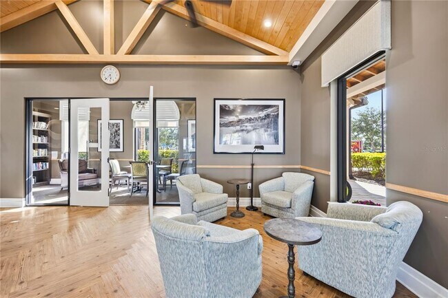 Building Photo - 10805 Tarflower Dr