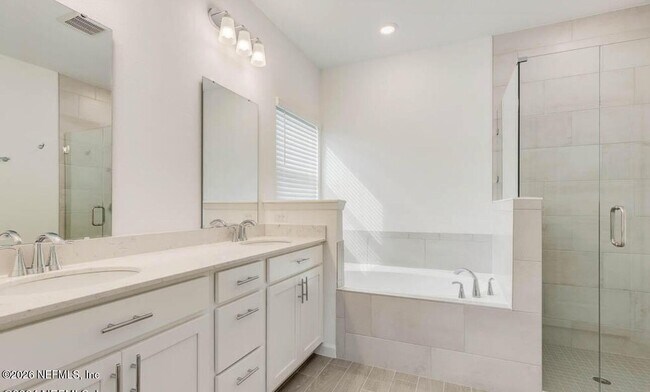 Building Photo - 53 Candlestick Cir