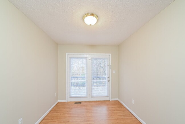 Building Photo - 172 Elisha Creek Dr