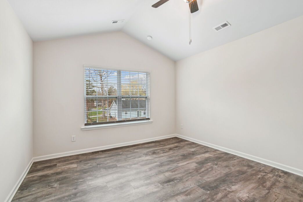 Building Photo - 1032 Jaxson Terry LN