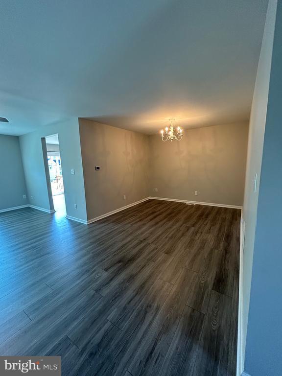 Building Photo - 606 Gunpowder Ct