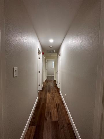 Building Photo - 2143 Gilford St