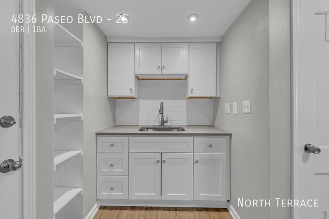 Building Photo - 4836 The Paseo