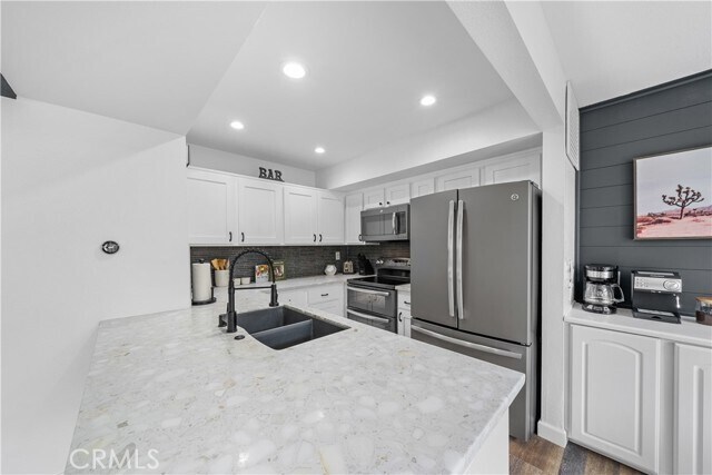 Building Photo - 25712 Le Parc