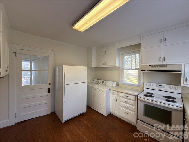 Building Photo - 1133 Princeton Ave