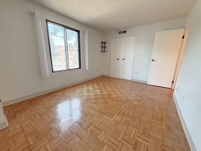 Building Photo - 1580 Massachusetts Ave
