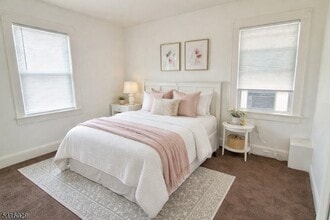 Building Photo - 254 W Franklin St