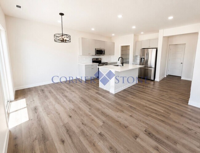 Building Photo - Like New Home in Meridian!