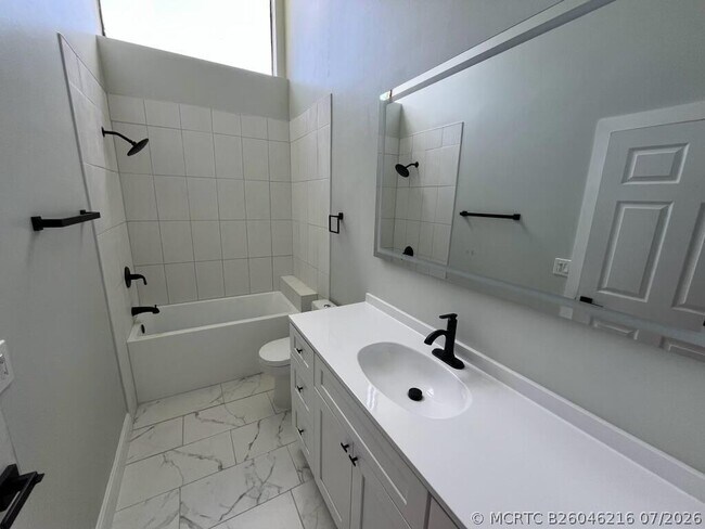Building Photo - 4397 Woodstock Dr