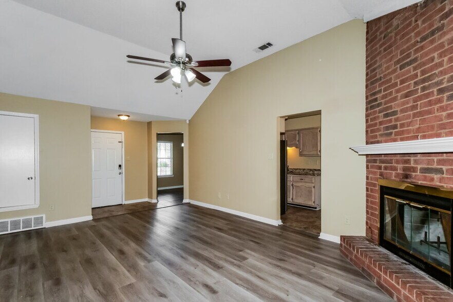 Building Photo - 2741 Laurelcrest Cove