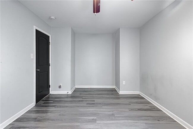 Building Photo - 389 Riverbrook Trail