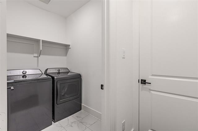 Building Photo - 3509 Mescalbean Dr