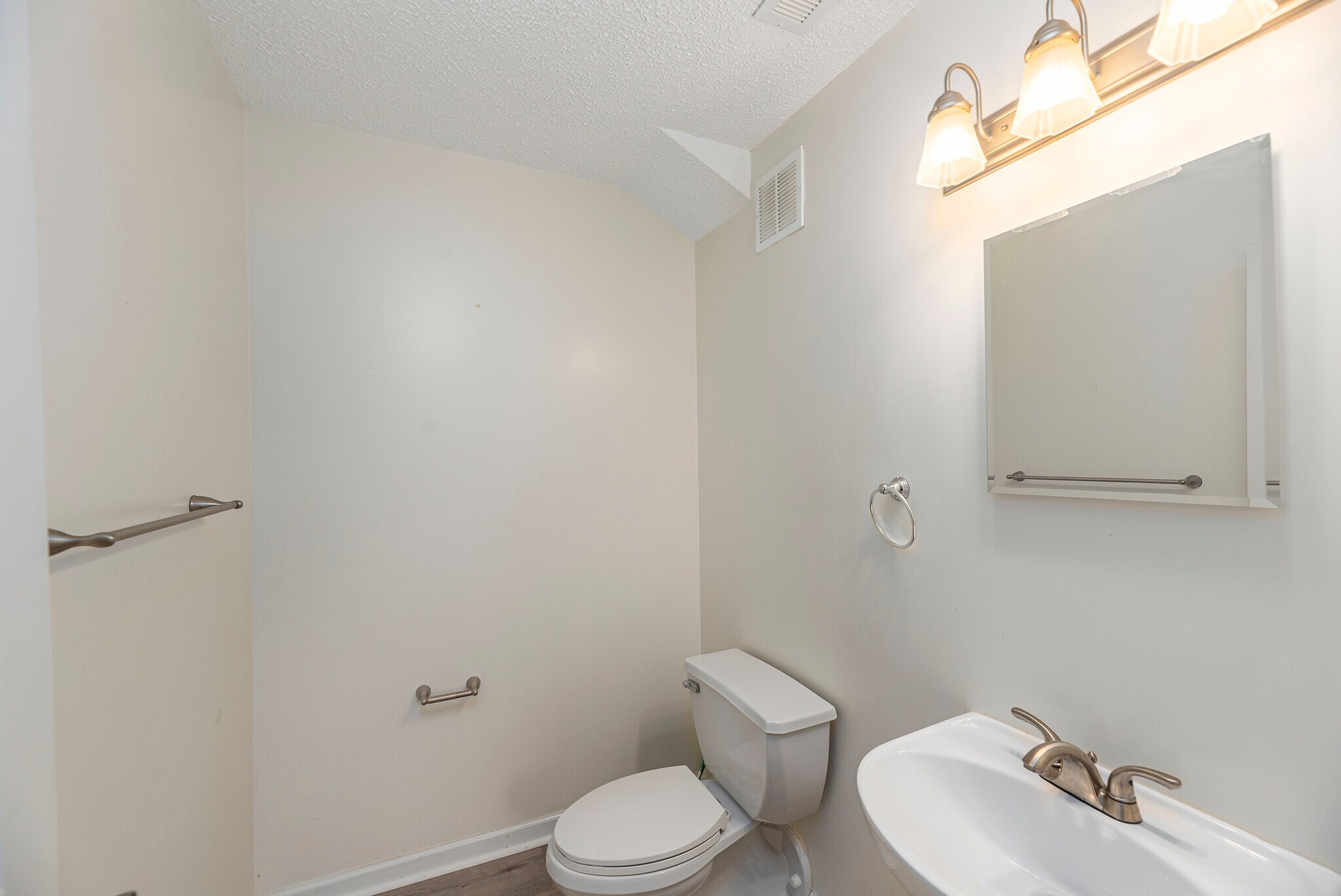 1/2 Bath - 1st Floor - 41 Beri Dr