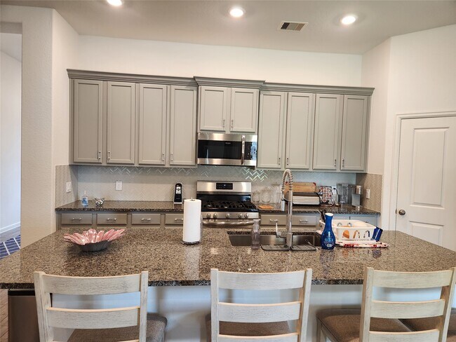 Building Photo - 14007 Hartford Heights Wy