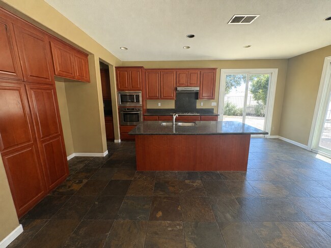 Building Photo - 20401 Panoz Rd