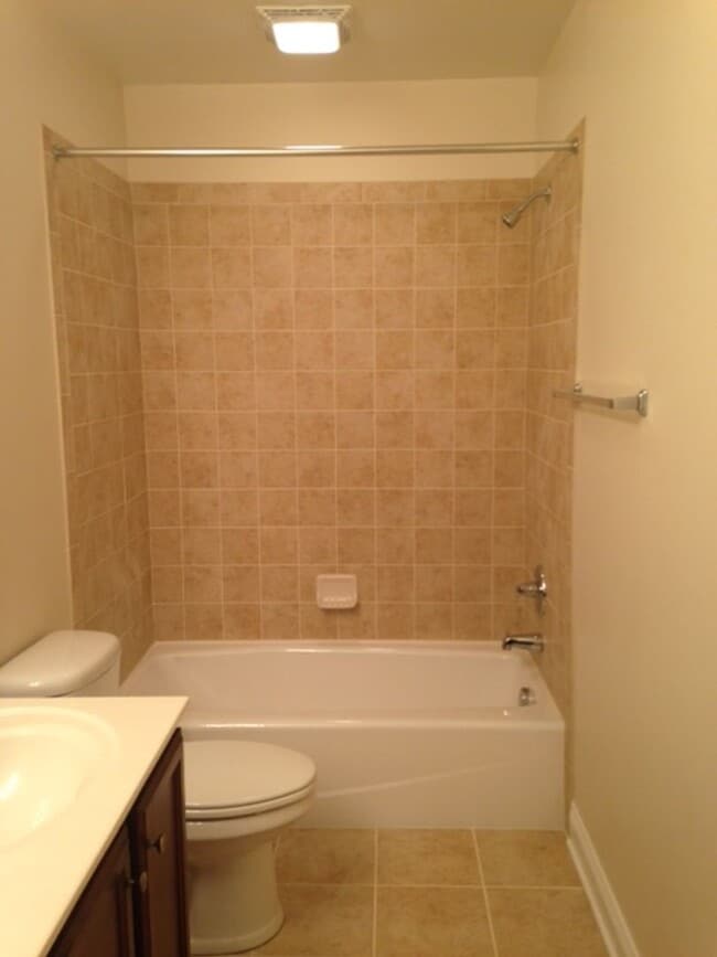 Building Photo - 1445 Brookwood Dr