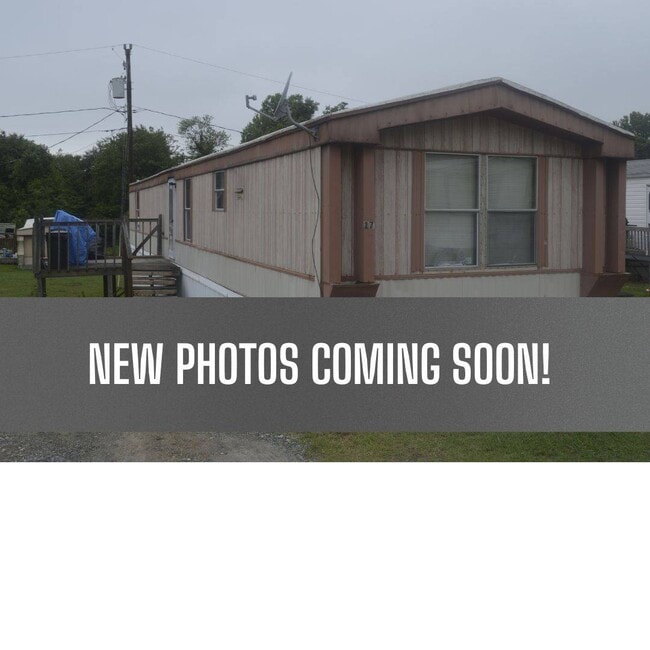Primary Photo - 132 Yarbro Rd