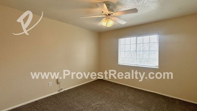 Building Photo - 14871 Apple Valley Rd