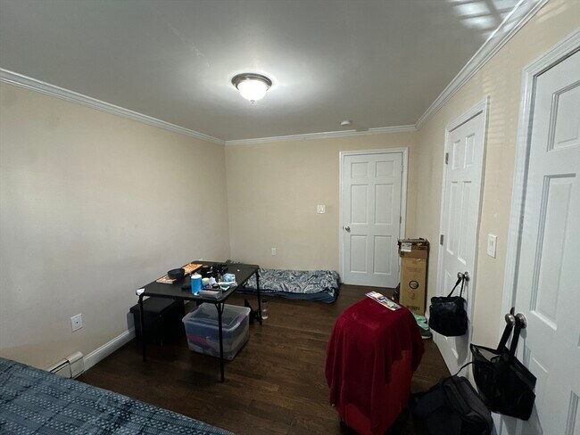 Building Photo - 435 Walnut Ave