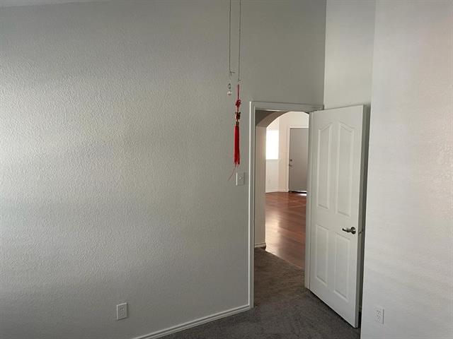 Building Photo - 6324 Geneva Ln