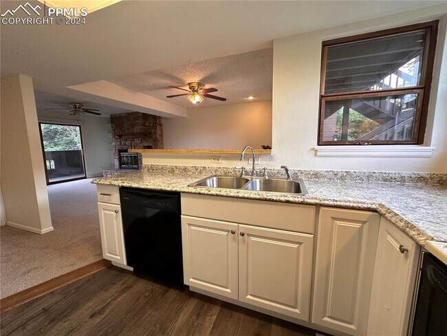 Building Photo - 3356 Capstan Way
