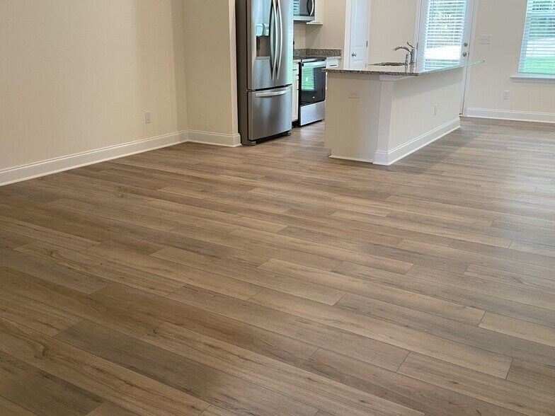 Building Photo - 6304 Lady Eliza Ln