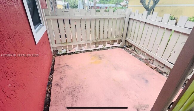 Building Photo - 7124 Southgate Blvd