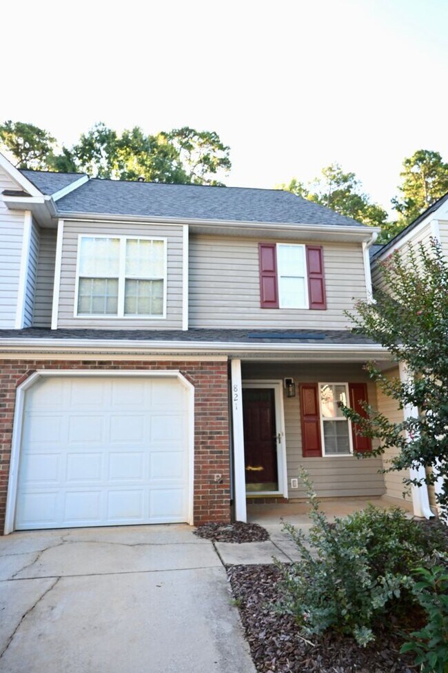 Primary Photo - Townhouse / Stoney Creek