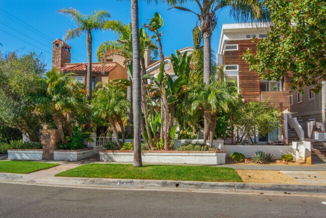 Building Photo - 603 10th St