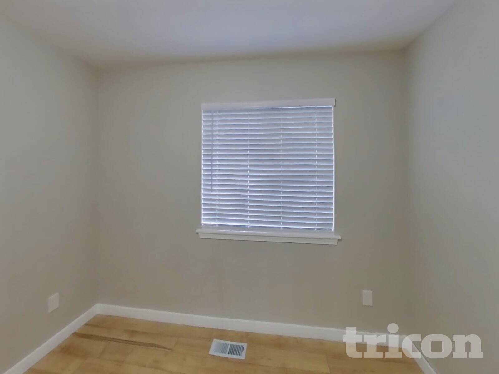 Building Photo - 16216 39th St Ct E