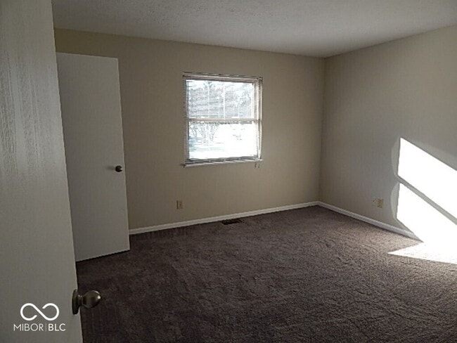 Building Photo - 561 Boonesboro Rd