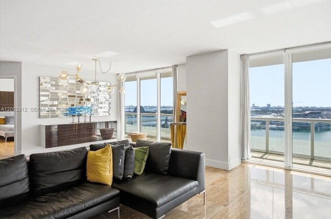 Building Photo - 50 Biscayne Blvd